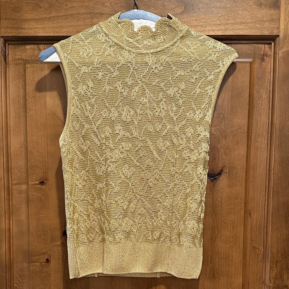 ST. JOHN EVENING- Gold Sleeveless Top
